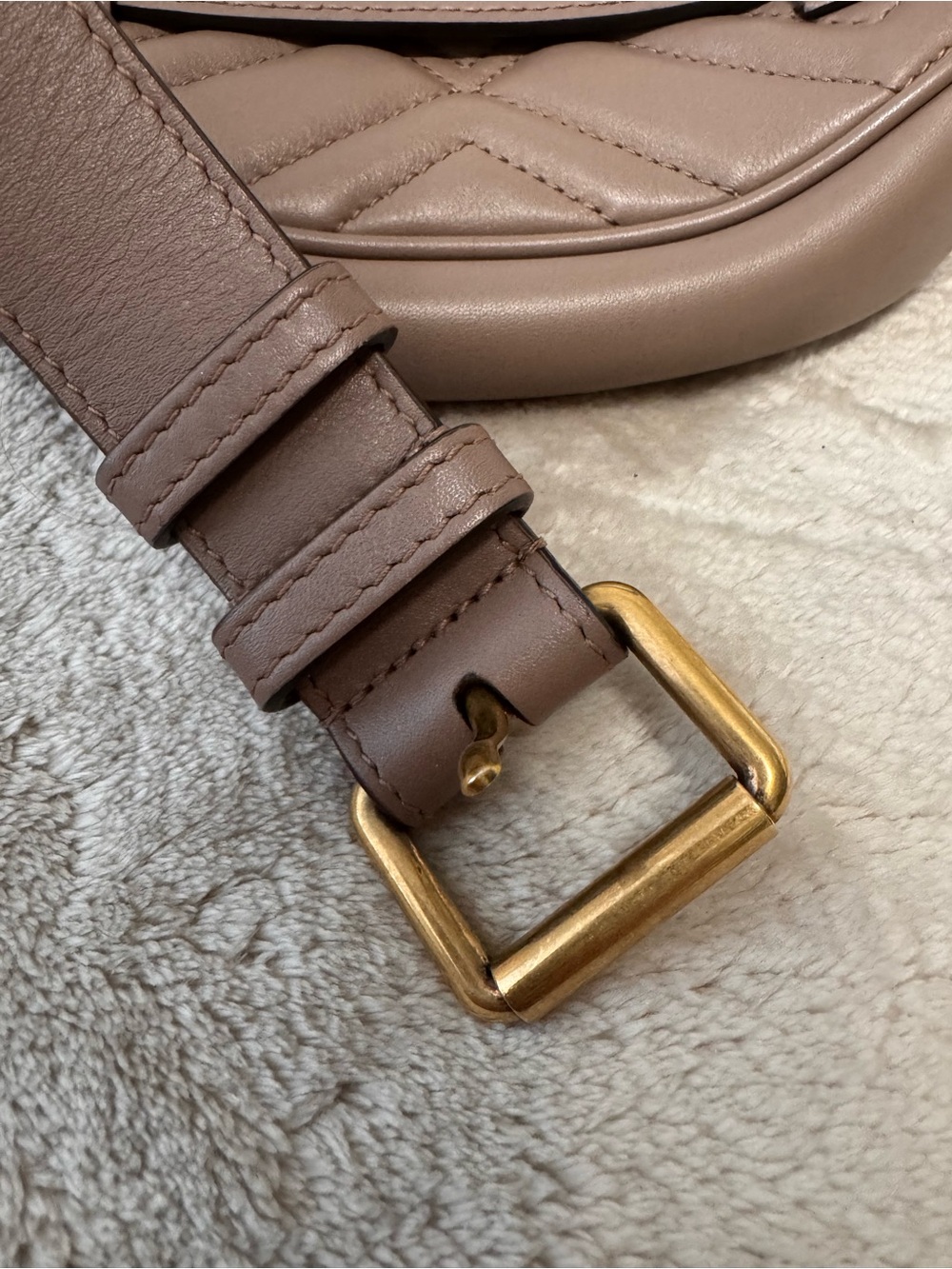 Gucci Nude Chevron GG Marmont Crossbody Belt Bag - Picture 6 of 11